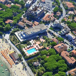 https://hotel-select-marina-di-campo.it-tuscanyhotel.com